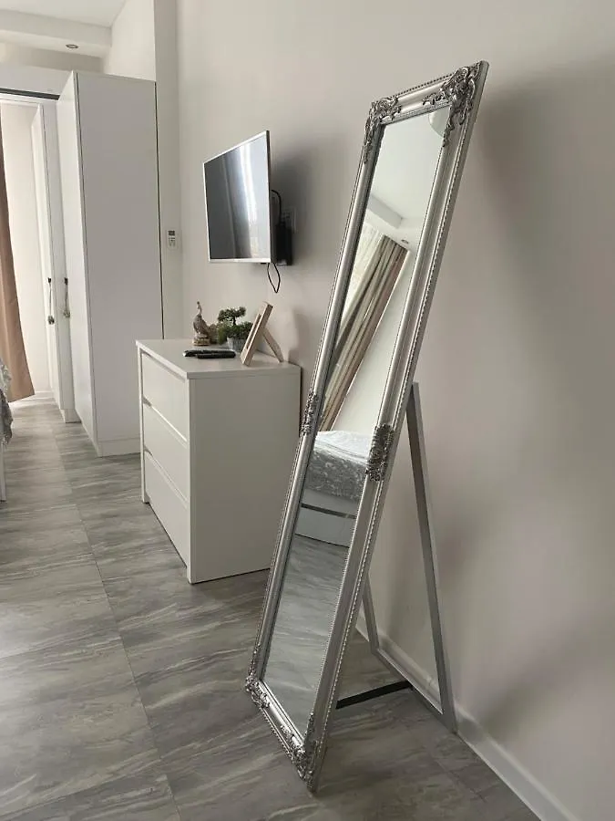 Real Palace Apartment Батуми